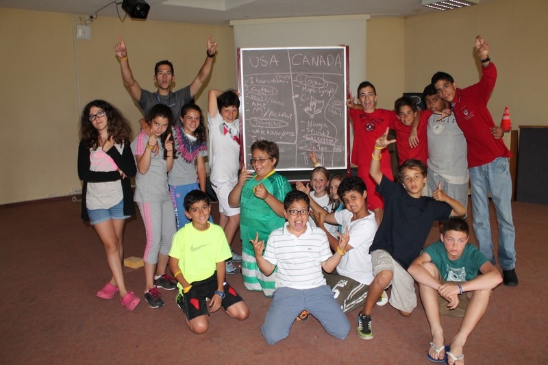 Village Camps International Summer Camp Leysin, Switzerland 2025-08-09 https://www.villagecamps.com/journals_admin/images/685-42-intlnightprep (5).jpg